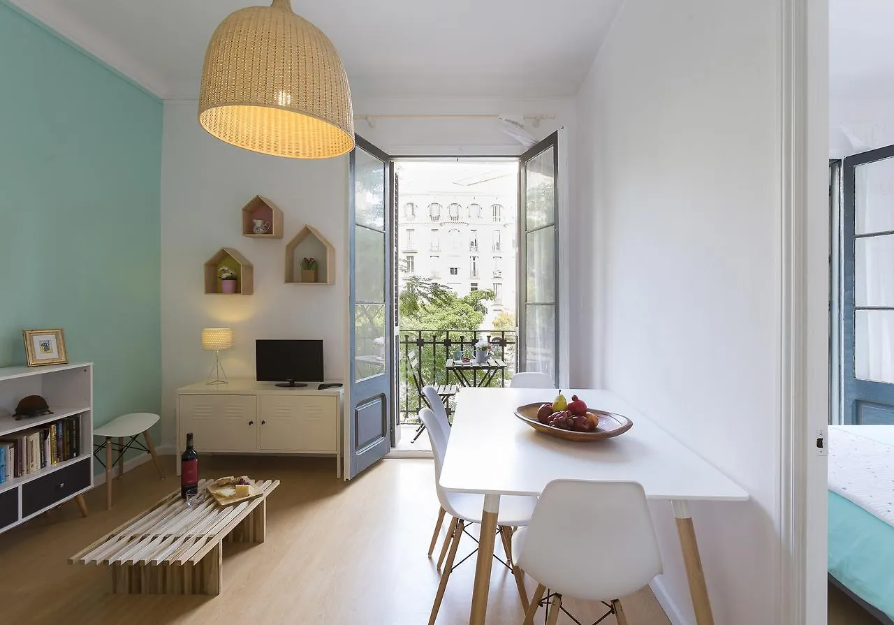 Cozy Flat With Unbeatable Views To Sagrada Familia Apartamento Barcelona